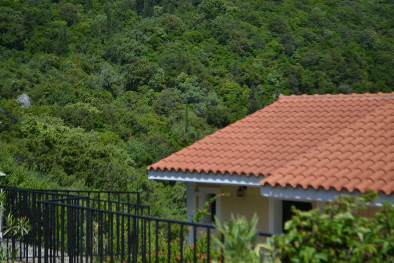 Giannatos Studios- Isabella Poros  Exterior foto